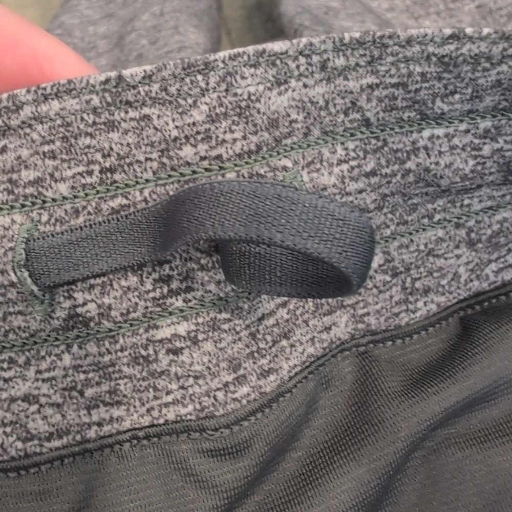 Lululemon Hotty Hot Short II *Long 4" Heather Lux Multi Black / Heathered Black - Picture 10 of 13
